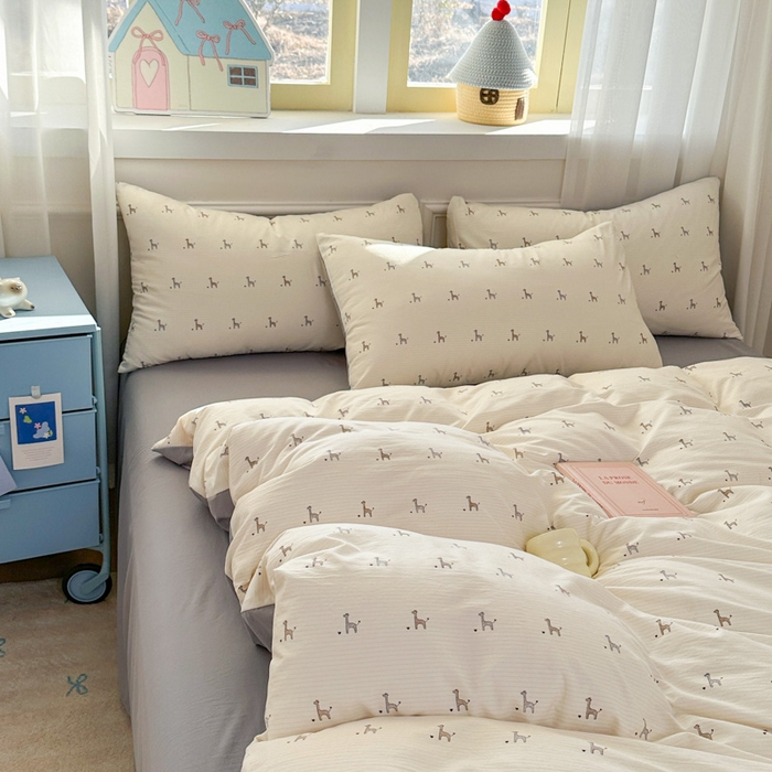 91家纺网 家纺一手货源 找家纺 麦乐迪 2025新款棉感睡眠水洗云感棉四件套 简约小马