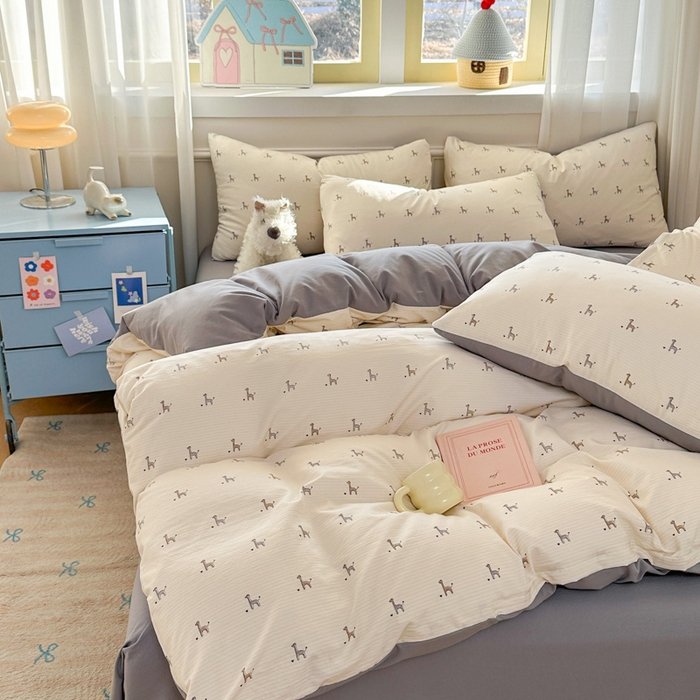 91家纺网 家纺一手货源 找家纺 麦乐迪 2025新款棉感睡眠水洗云感棉四件套 简约小马