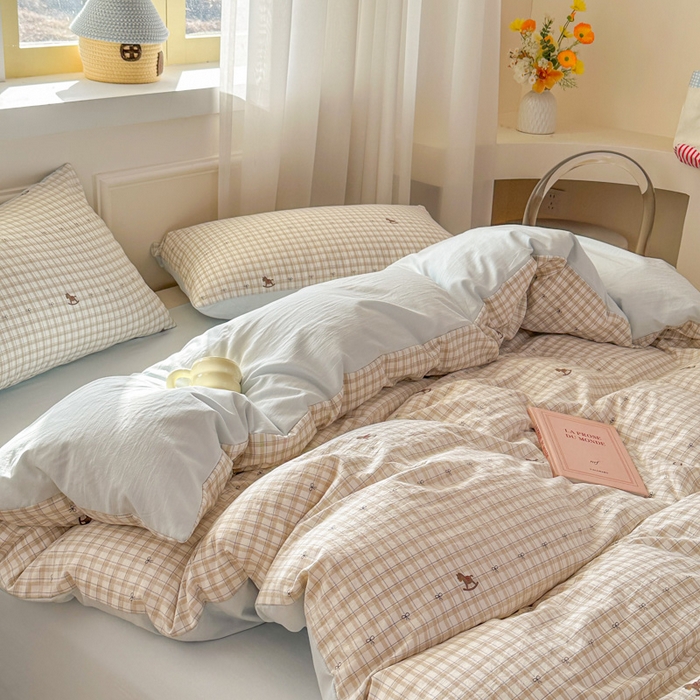 91家纺网 家纺一手货源 找家纺 麦乐迪 2025新款棉感睡眠水洗云感棉四件套 格纹木马