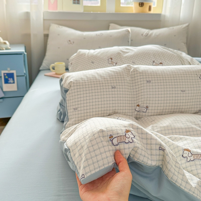 91家纺网 家纺一手货源 找家纺 麦乐迪 2025新款棉感睡眠水洗云感棉四件套 格间小狗