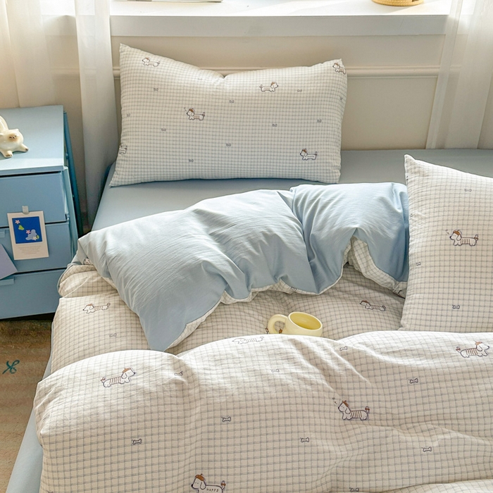 91家纺网 家纺一手货源 找家纺 麦乐迪 2025新款棉感睡眠水洗云感棉四件套 格间小狗