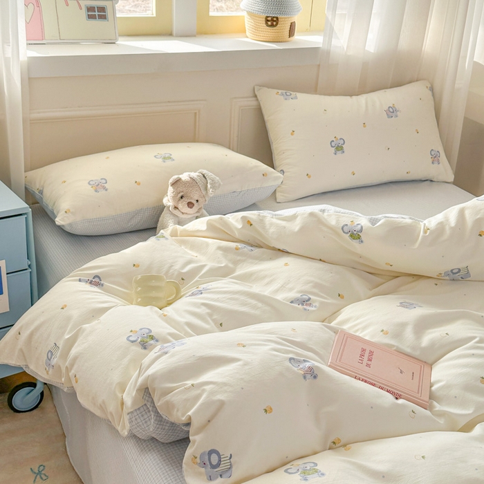 91家纺网 家纺一手货源 找家纺 麦乐迪 2025新款棉感睡眠水洗云感棉四件套 菠萝小象