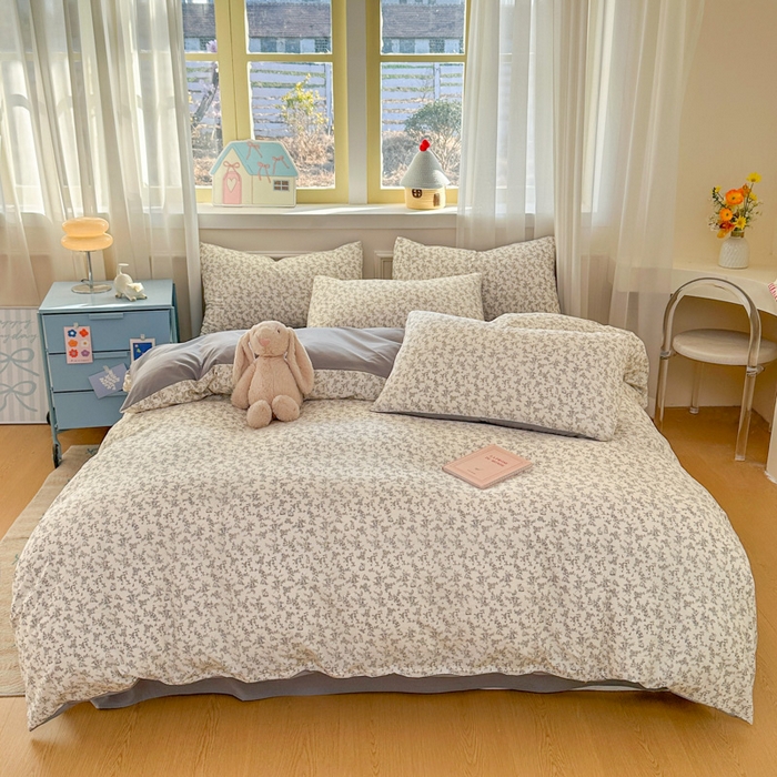 91家纺网 家纺一手货源 找家纺 麦乐迪 2025新款棉感睡眠水洗云感棉四件套 薄雾花影