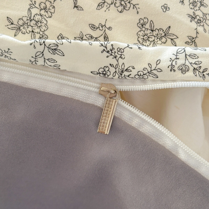 91家纺网 家纺一手货源 找家纺 麦乐迪 2025新款棉感睡眠水洗云感棉四件套 薄雾花影