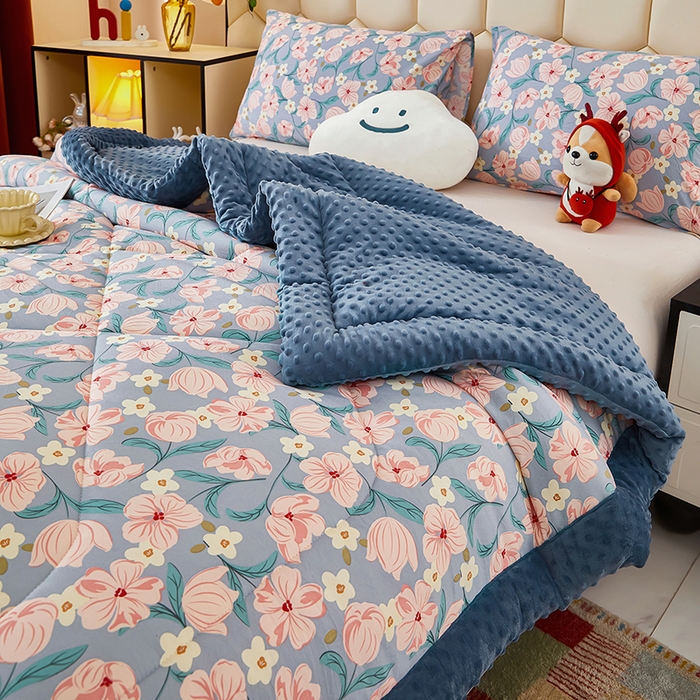 91家纺网 家纺一手货源 找家纺 蔻之羽 （全年现货）2026年新款豆豆被春秋被夏被加厚冬被空调被四季绒被子 安娜花园