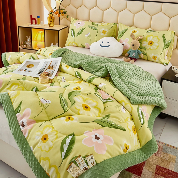 91家纺网 家纺一手货源 找家纺 蔻之羽 （全年现货）2026年新款豆豆被春秋被夏被加厚冬被空调被四季绒被子 春之物语