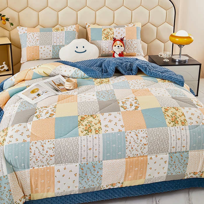 91家纺网 家纺一手货源 找家纺 蔻之羽 （全年现货）2026年新款豆豆被春秋被夏被加厚冬被空调被四季绒被子 百花格