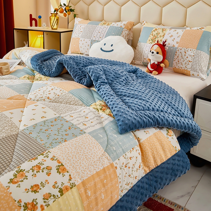 91家纺网 家纺一手货源 找家纺 蔻之羽 （全年现货）2026年新款豆豆被春秋被夏被加厚冬被空调被四季绒被子 百花格