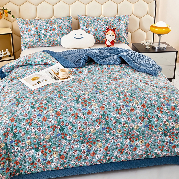 91家纺网 家纺一手货源 找家纺 蔻之羽 （全年现货）2026年新款豆豆被春秋被夏被加厚冬被空调被四季绒被子 摩尔庄园