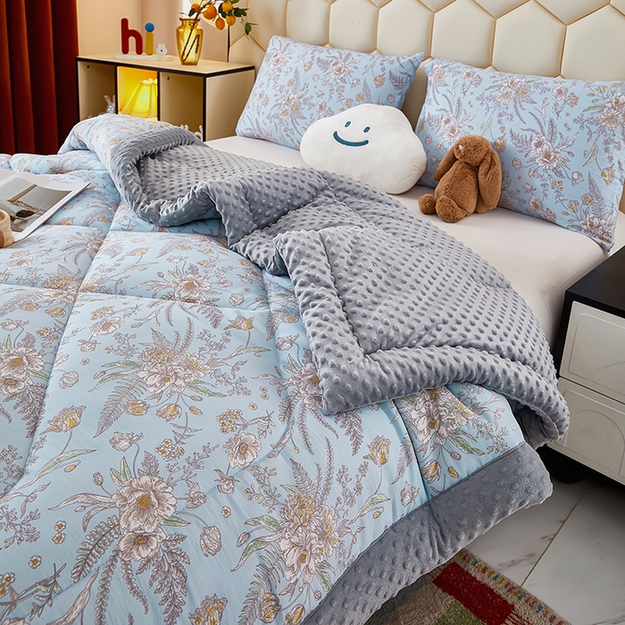 91家纺网 家纺一手货源 找家纺 蔻之羽 （全年现货）2026年新款豆豆被春秋被夏被加厚冬被空调被四季绒被子 复古琉璃