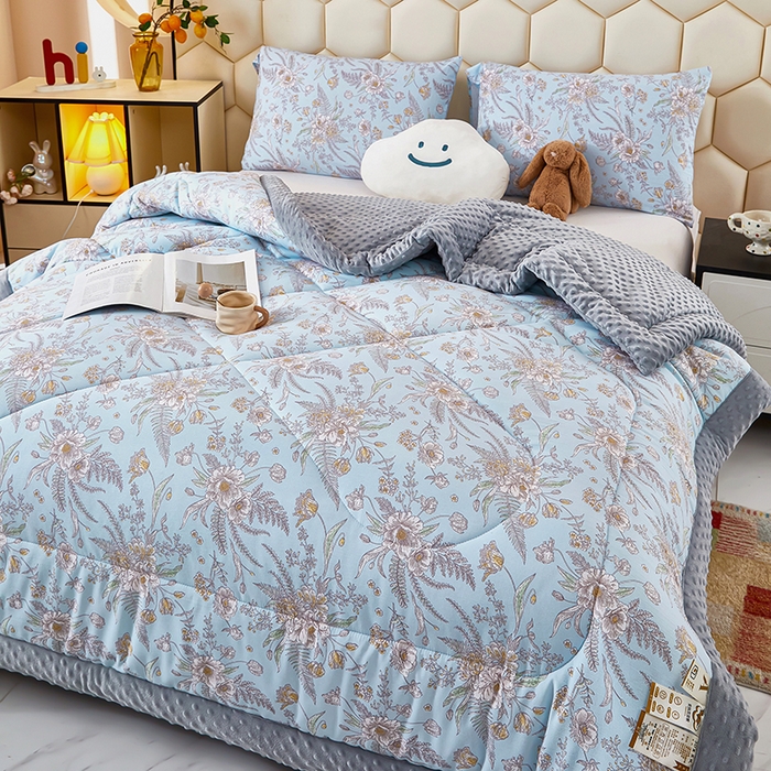 91家纺网 家纺一手货源 找家纺 蔻之羽 （全年现货）2026年新款豆豆被春秋被夏被加厚冬被空调被四季绒被子 复古琉璃