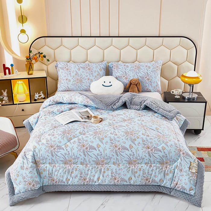 91家纺网 家纺一手货源 找家纺 蔻之羽 （全年现货）2026年新款豆豆被春秋被夏被加厚冬被空调被四季绒被子 复古琉璃