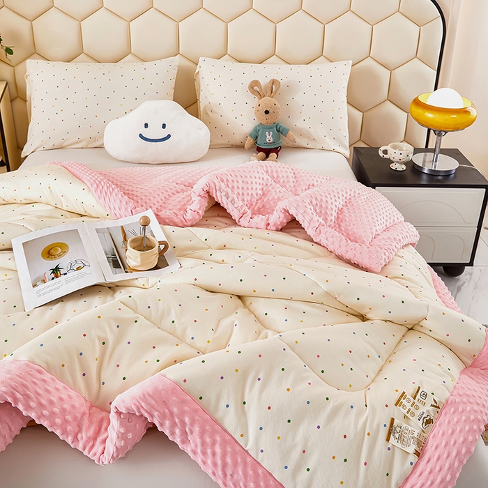 91家纺网 家纺一手货源 找家纺 蔻之羽 （全年现货）2026年新款豆豆被春秋被夏被加厚冬被空调被四季绒被子 彩虹波点