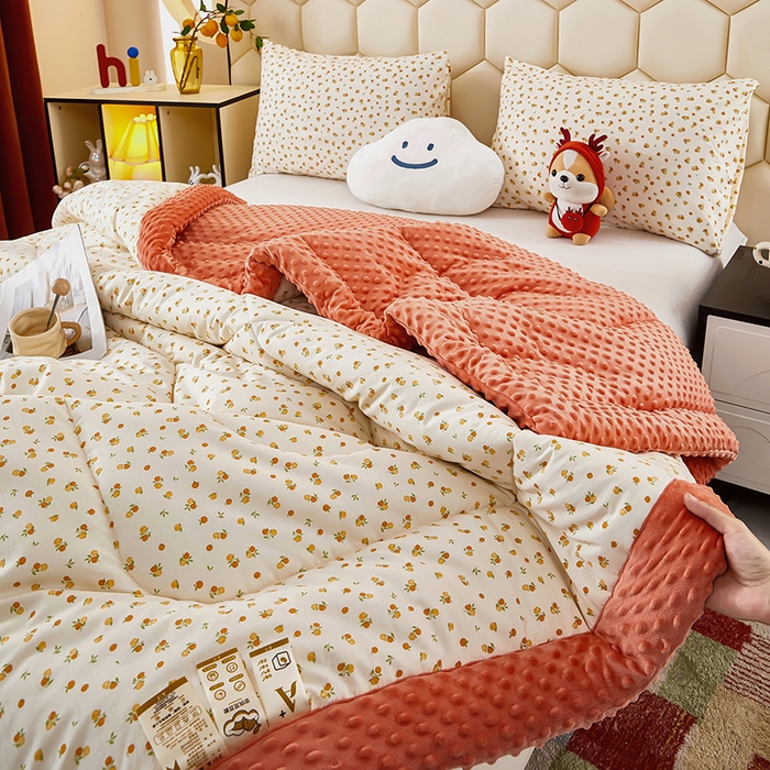 91家纺网 家纺一手货源 找家纺 蔻之羽 （全年现货）2026年新款豆豆被春秋被夏被加厚冬被空调被四季绒被子 好事发生