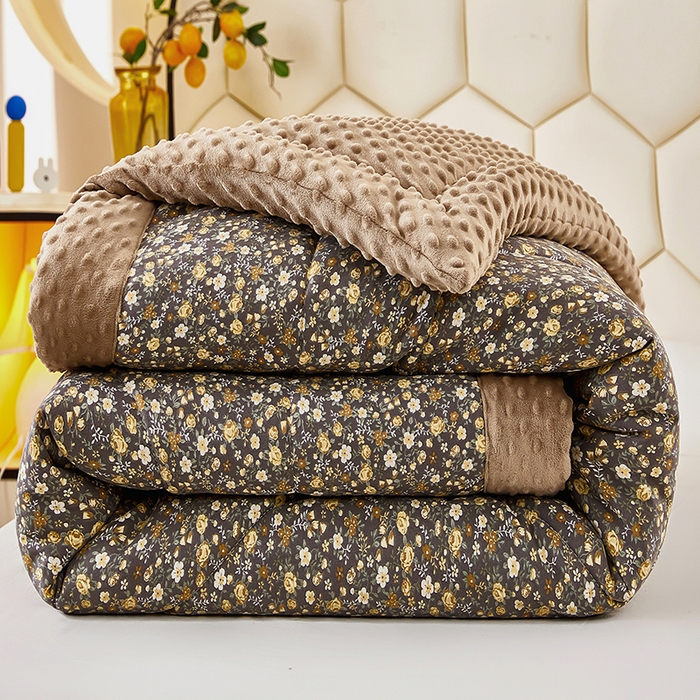 91家纺网 家纺一手货源 找家纺 蔻之羽 （全年现货）2026年新款豆豆被春秋被夏被加厚冬被空调被四季绒被子 南絮