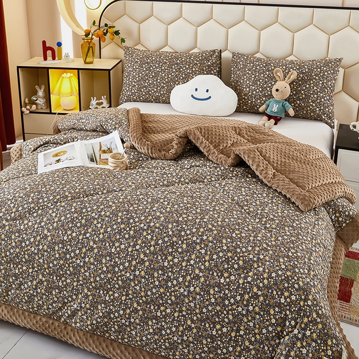 91家纺网 家纺一手货源 找家纺 蔻之羽 （全年现货）2026年新款豆豆被春秋被夏被加厚冬被空调被四季绒被子 南絮