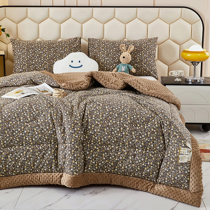 91家纺网 家纺一手货源 找家纺 蔻之羽 （全年现货）2026年新款豆豆被春秋被夏被加厚冬被空调被四季绒被子 南絮