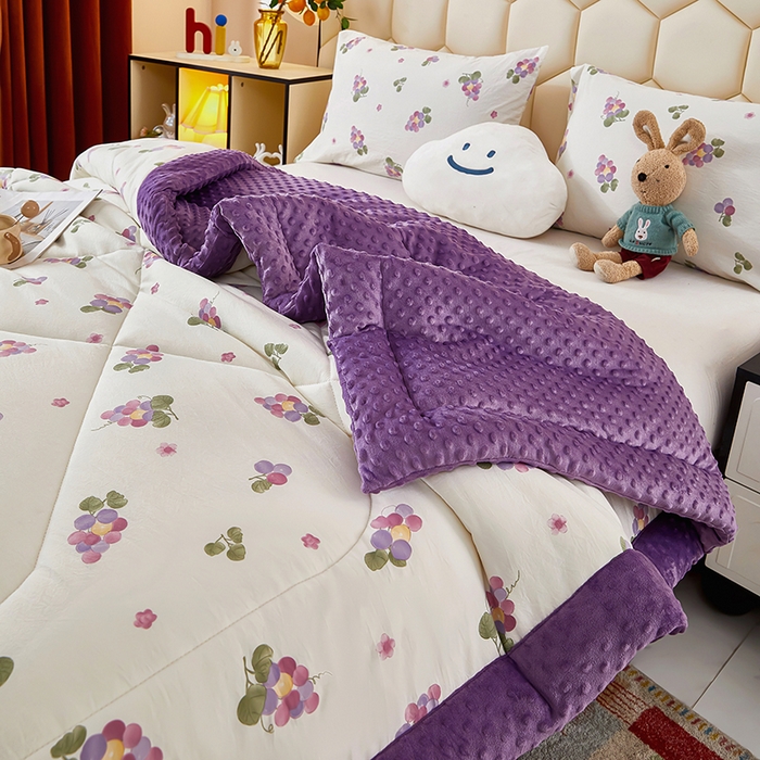 91家纺网 家纺一手货源 找家纺 蔻之羽 （全年现货）2026年新款豆豆被春秋被夏被加厚冬被空调被四季绒被子 葡萄紫