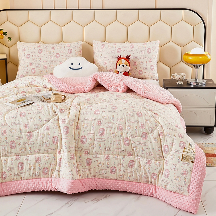 91家纺网 家纺一手货源 找家纺 蔻之羽 （全年现货）2026年新款豆豆被春秋被夏被加厚冬被空调被四季绒被子 KT-女孩