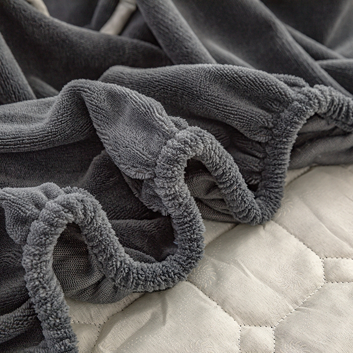 91家纺网 家纺一手货源 找家纺 女子家纺 2025新款加厚牛奶绒学生宿舍夹棉床笠 深灰