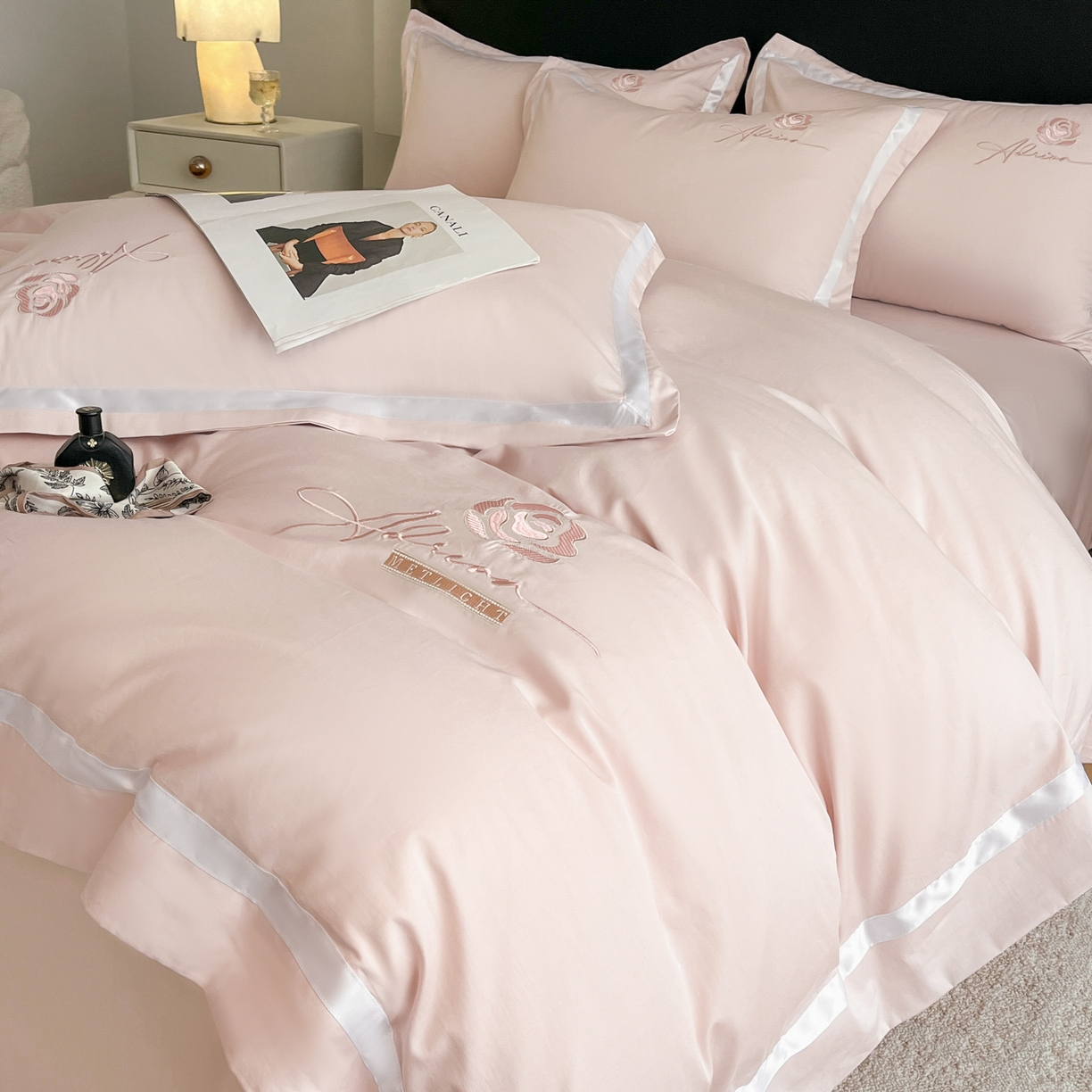 91家纺网 家纺一手货源 找家纺 （总）新方向 2026新款刺绣全棉100s贡缎长绒棉四件套-茶花开了