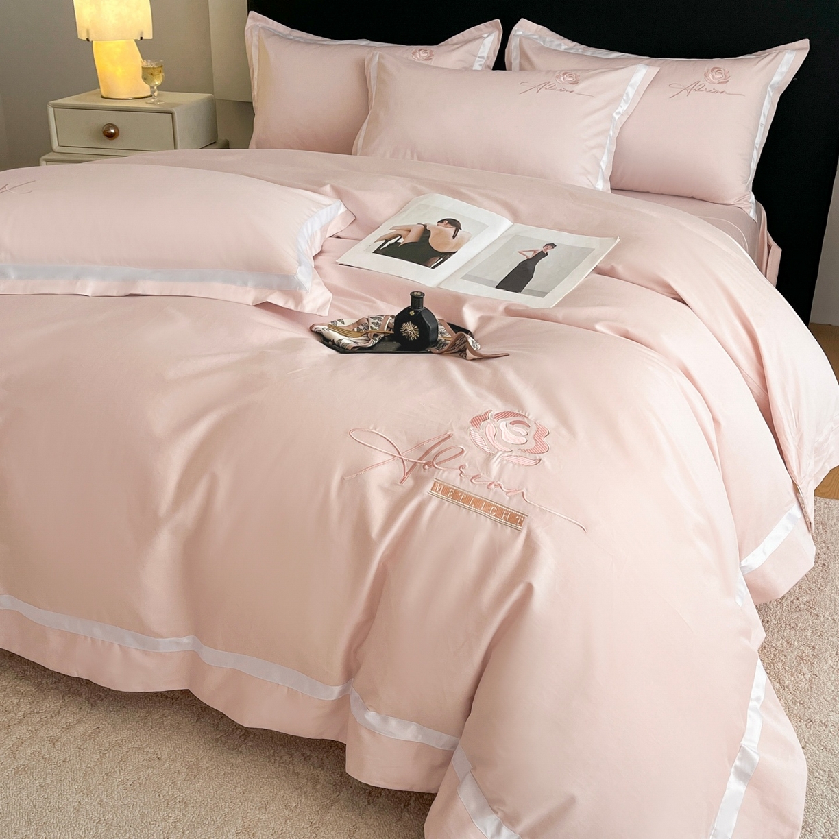 新方向 2026新款刺绣全棉100s贡缎长绒棉四件套-茶花开了 茶花开了-蔷薇粉