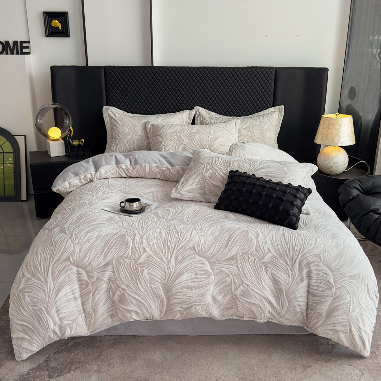 91家纺网 家纺一手货源 找家纺 女子家纺 2025新款高克重牛奶绒立体烂花四件套 叶叶私语-灰