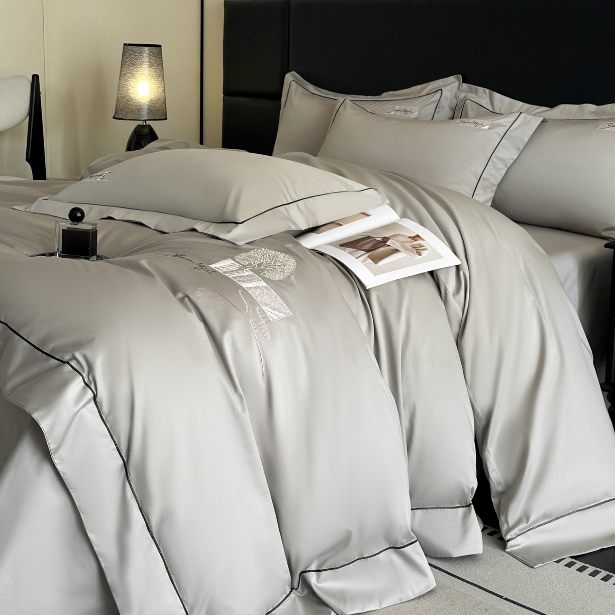 91家纺网 家纺一手货源 找家纺 （总）新方向 2025新款刺绣全棉100s贡缎长绒棉四件套-往事