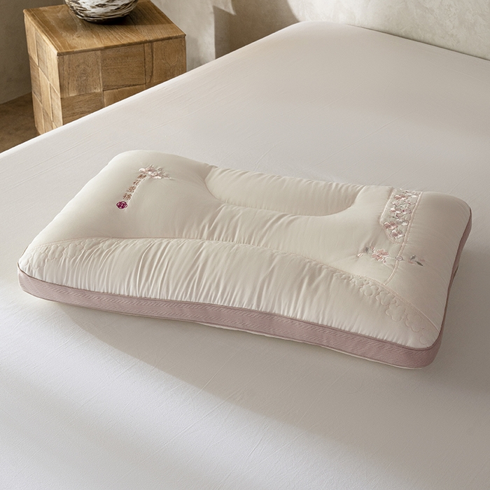 91家纺网 家纺一手货源 找家纺 昕科 2025新款锦绣桃花枕-全棉纯棉粉色桃花刺绣枕头枕芯 锦绣桃花枕一对