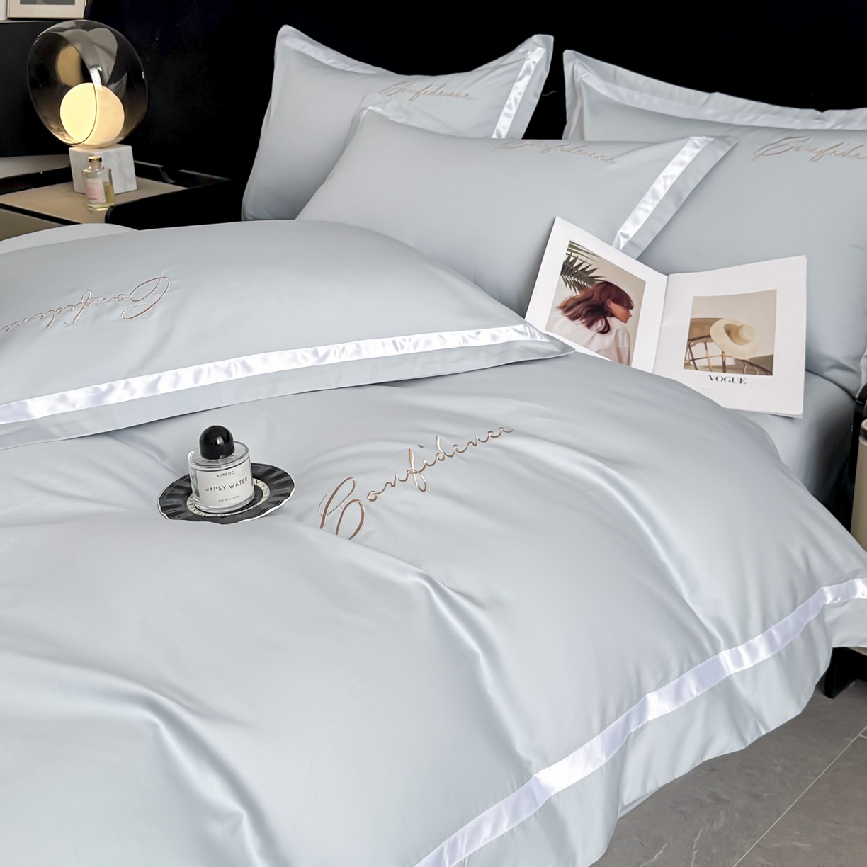 91家纺网 家纺一手货源 找家纺 新方向 2025新款刺绣全棉100s贡缎长绒棉四件套-自信 自信-星月蓝