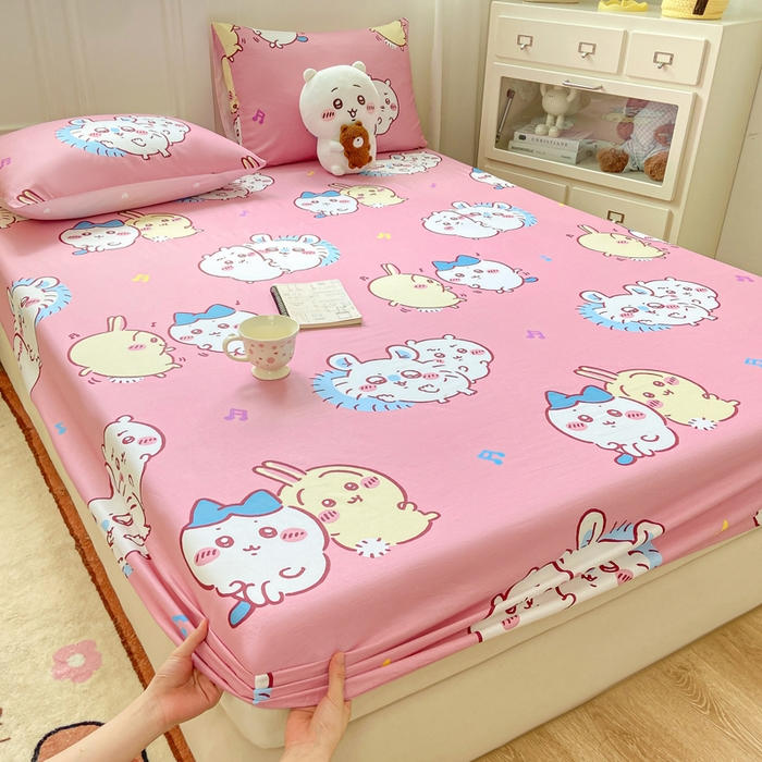 91家纺网 家纺一手货源 找家纺 博雅 2025新款全棉吉伊咔哇单床笠 粉色吉伊卡哇