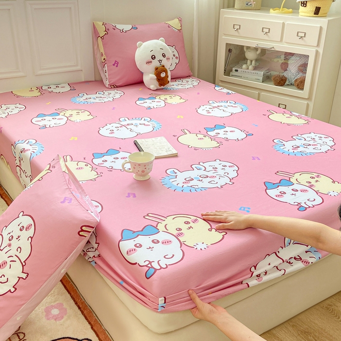 91家纺网 家纺一手货源 找家纺 博雅 2025新款全棉吉伊咔哇单床笠 粉色吉伊卡哇