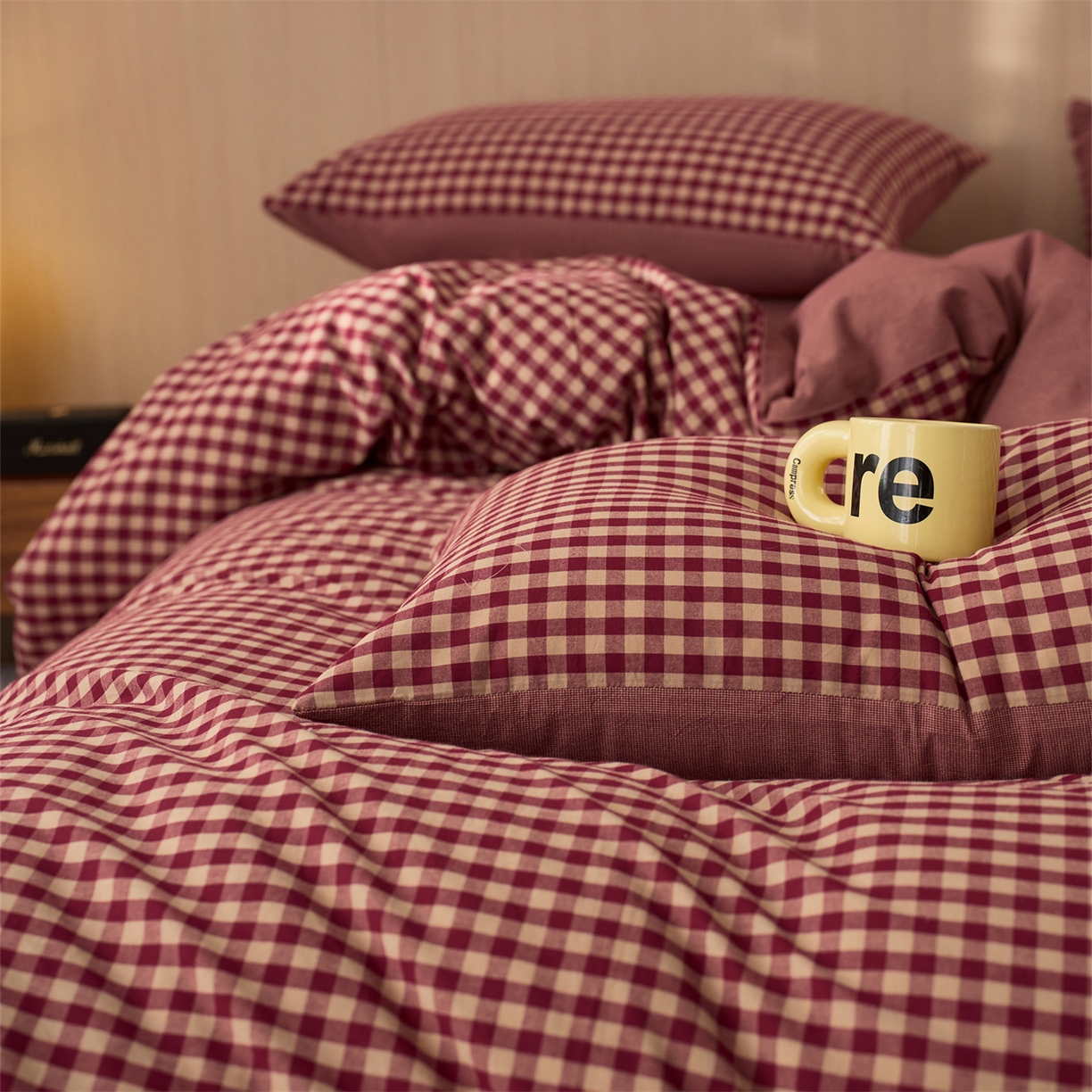 91家纺网 家纺一手货源 找家纺 启程家纺 2026新款纯棉水洗棉复古小格多规格系列四件套 复古小格-红