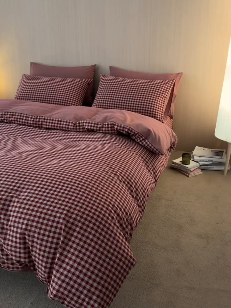 91家纺网 家纺一手货源 找家纺 启程家纺 2026新款纯棉水洗棉复古小格多规格系列四件套 复古小格-红