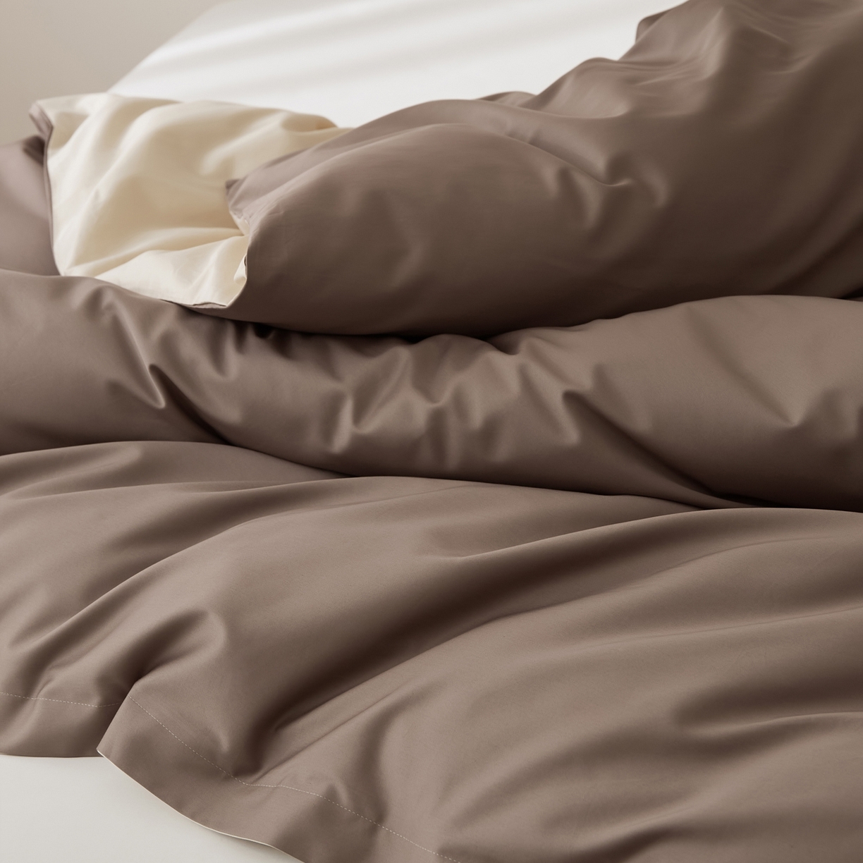 91家纺网 家纺一手货源 找家纺 EH家居 2026新款长绒棉安缦之境单品系列单被套 安缦之境-布朗尼咖