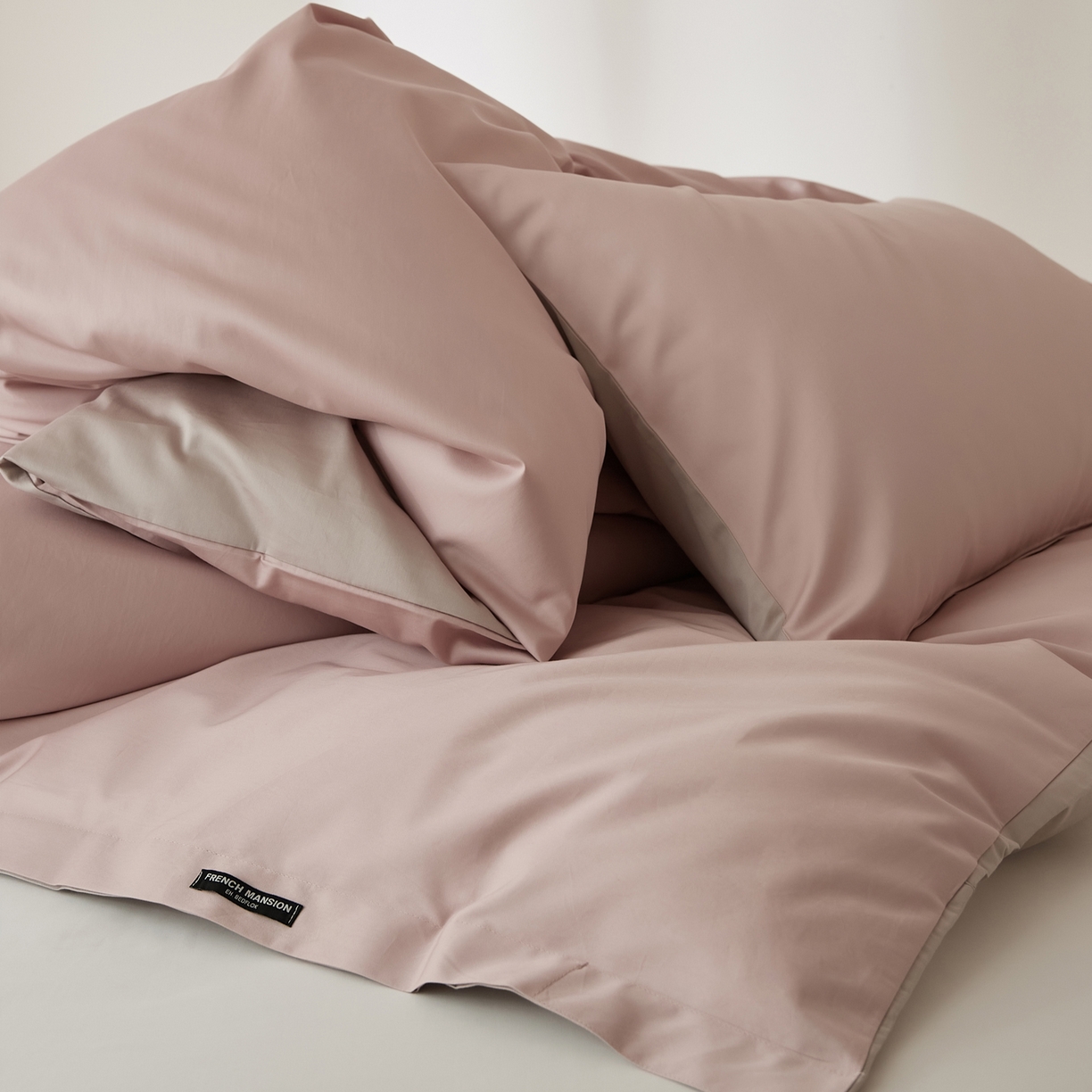 91家纺网 家纺一手货源 找家纺 EH家居 2026新款长绒棉安缦之境单品系列单被套 安缦之境-洋气粉灰