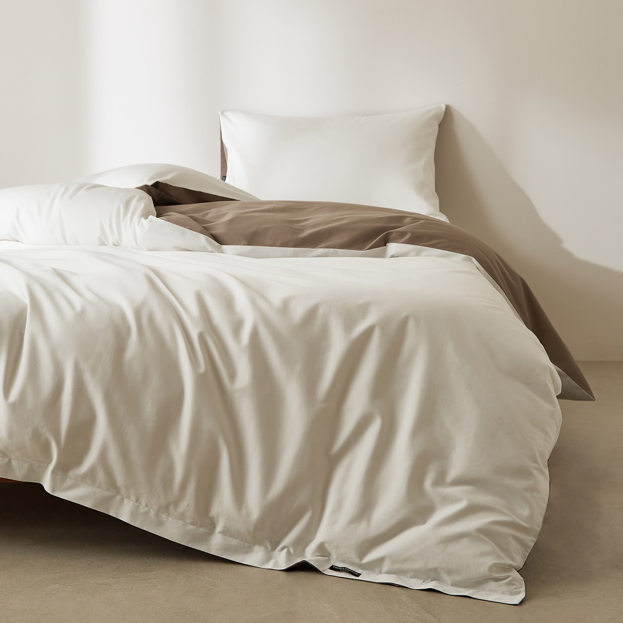 91家纺网 家纺一手货源 找家纺 EH家居 2026新款长绒棉安缦之境单品系列单被套 安缦之境-阳光白咖