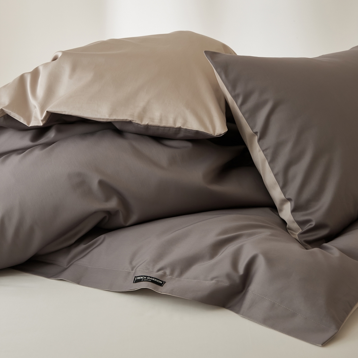 91家纺网 家纺一手货源 找家纺 EH家居 2026新款长绒棉安缦之境单品系列单被套 安缦之境-冰岛深灰