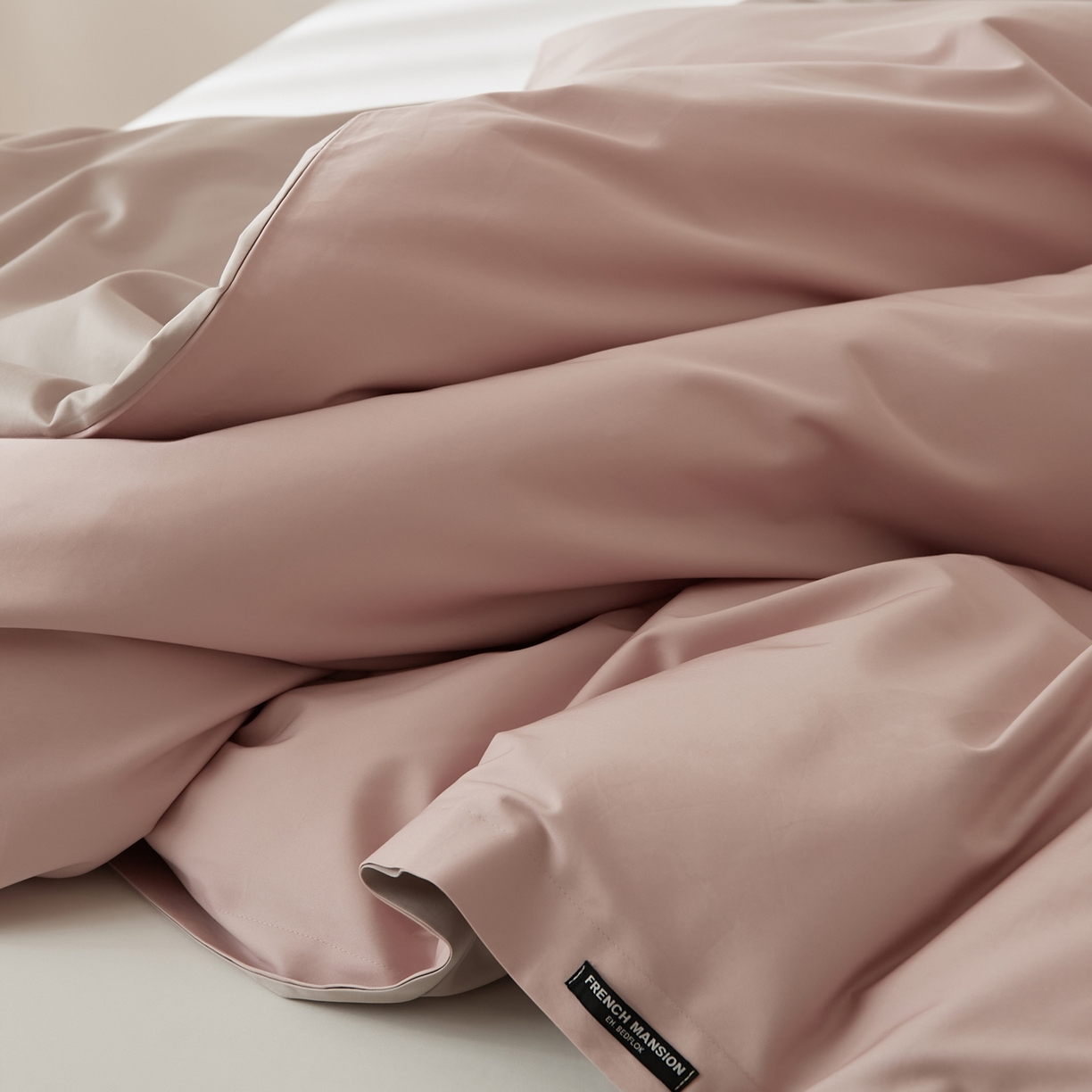 91家纺网 家纺一手货源 找家纺 EH家居 2026新款长绒棉安缦之境单品系列单被套 安缦之境-洋气粉灰