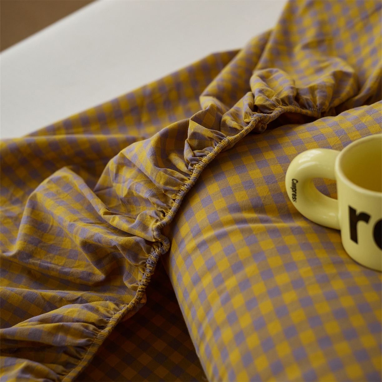 91家纺网 家纺一手货源 找家纺 启程家纺 2026新款纯棉水洗棉复古小格多规格系列单品床笠 复古小格-黄