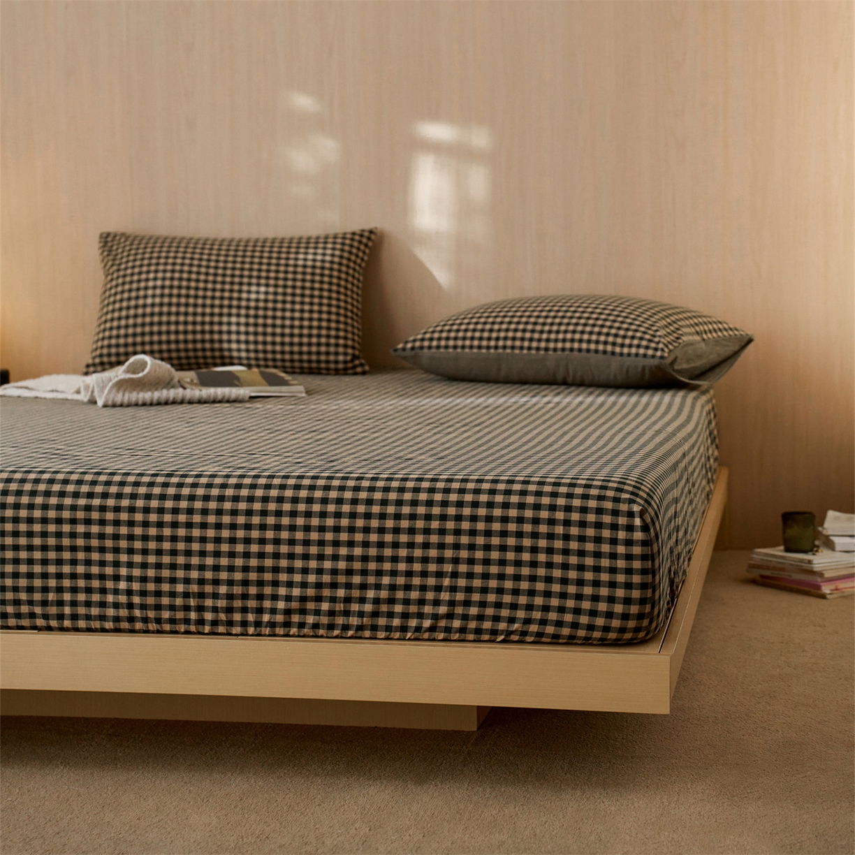 91家纺网 家纺一手货源 找家纺 启程家纺 2026新款纯棉水洗棉复古小格多规格系列单品床笠 复古小格-黑