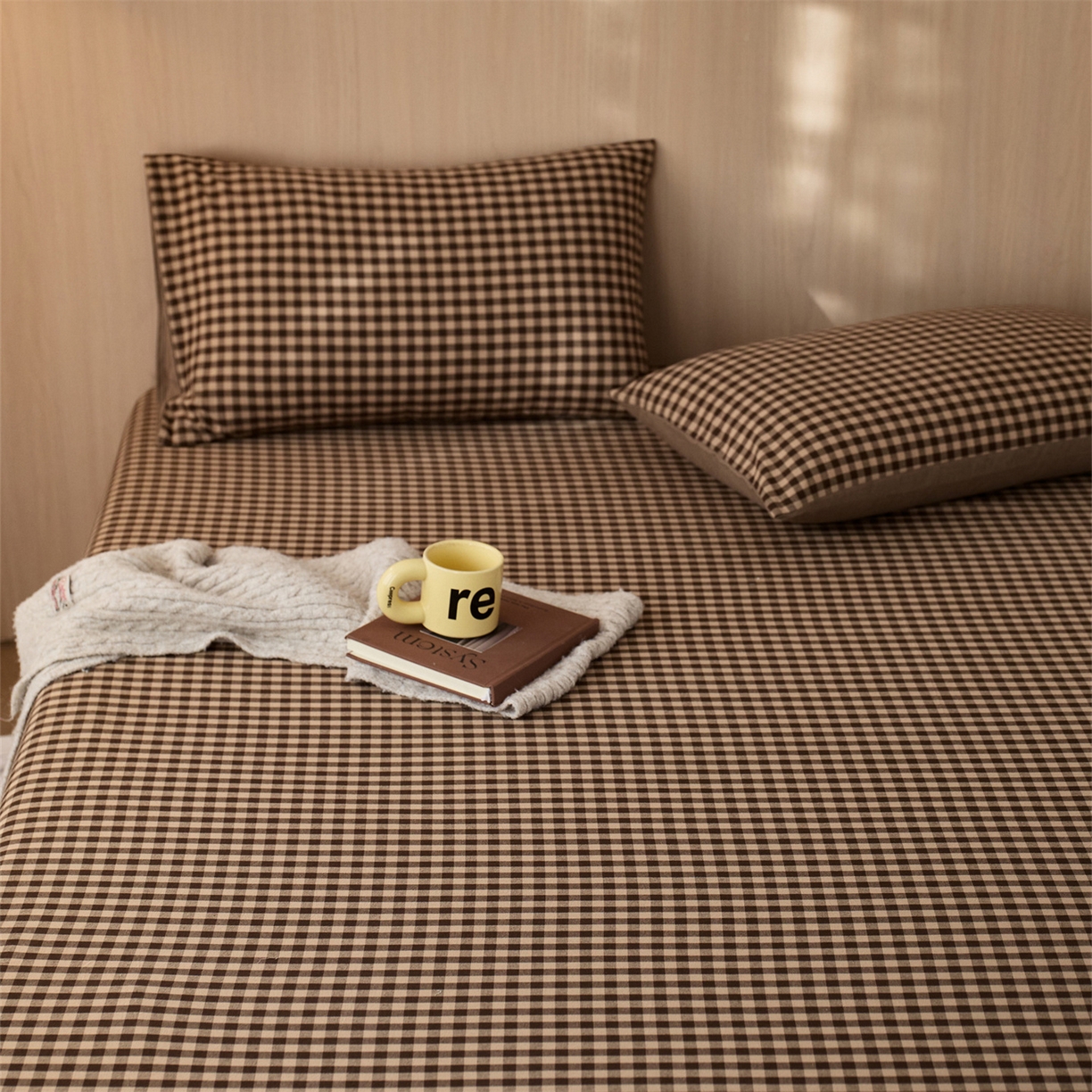 91家纺网 家纺一手货源 找家纺 启程家纺 2026新款纯棉水洗棉复古小格多规格系列单品床笠 复古小格-咖