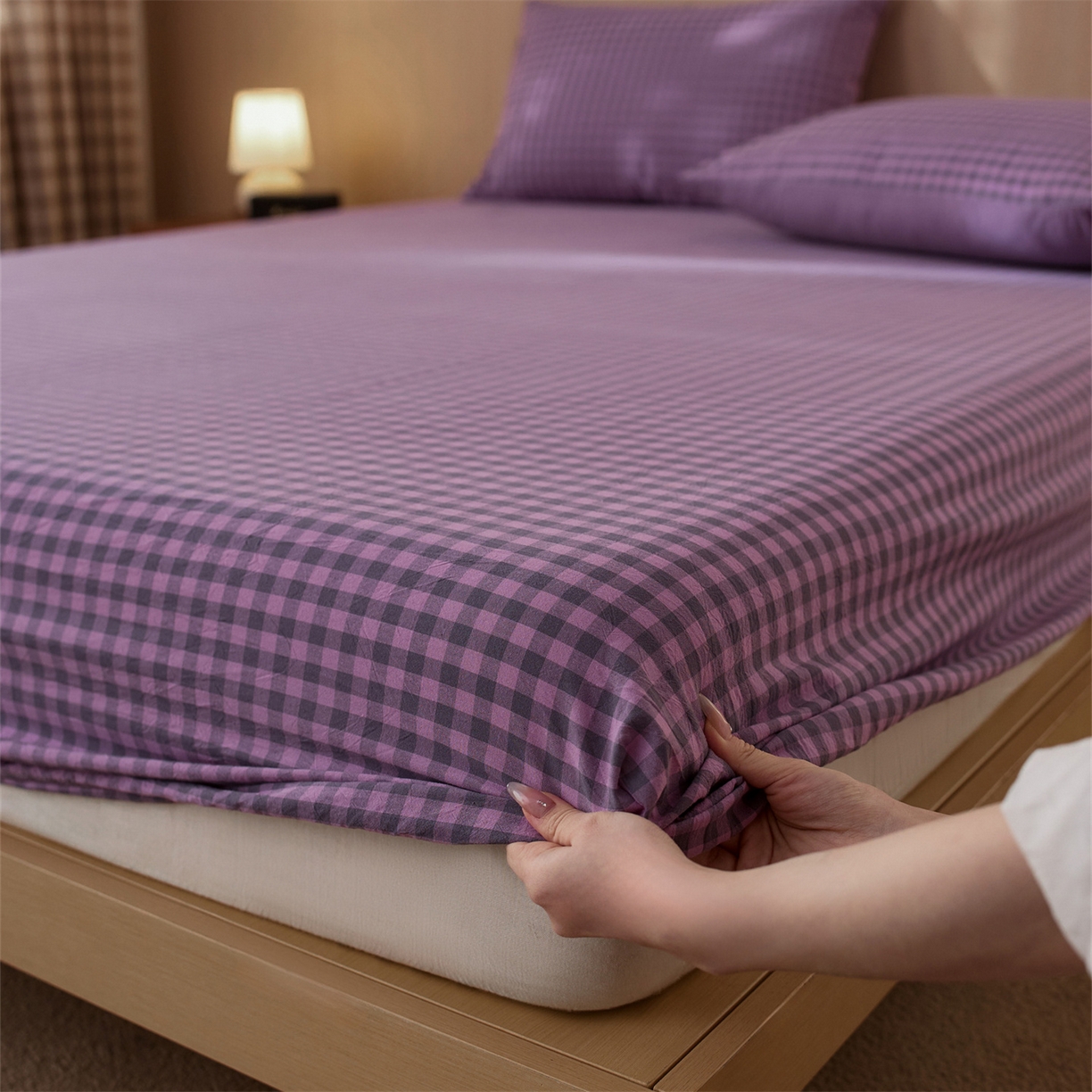 91家纺网 家纺一手货源 找家纺 启程家纺 2026新款纯棉水洗棉复古小格多规格系列单品床笠 复古小格-紫