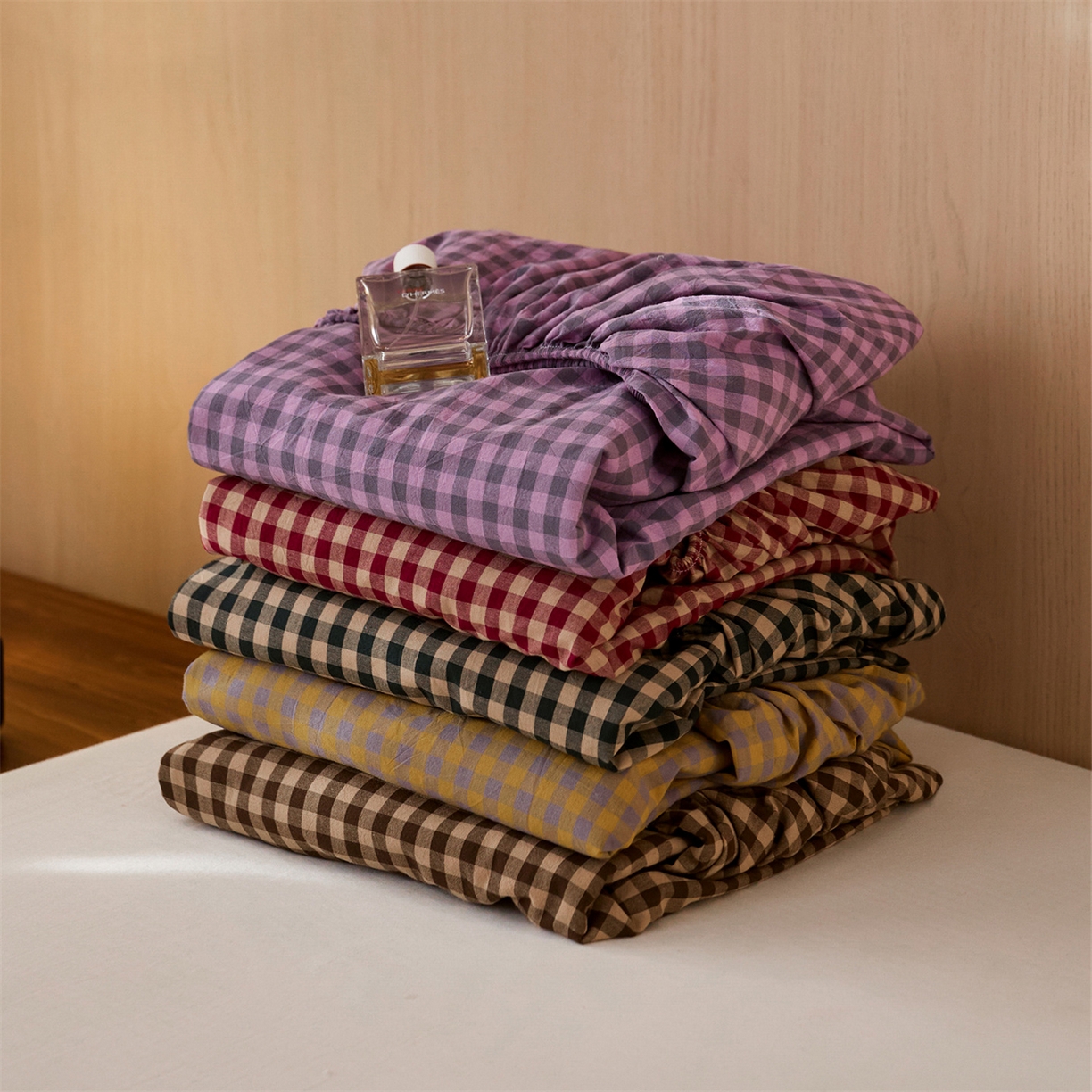 91家纺网 家纺一手货源 找家纺 启程家纺 2026新款纯棉水洗棉复古小格多规格系列单品床笠 组合图仅供展示