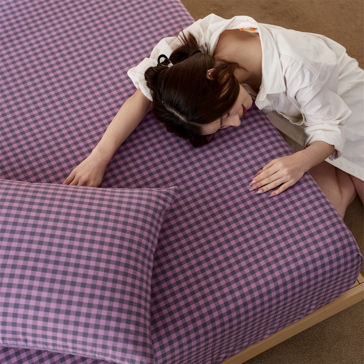 91家纺网 家纺一手货源 找家纺 启程家纺 2026新款纯棉水洗棉复古小格多规格系列单品床笠 复古小格-紫