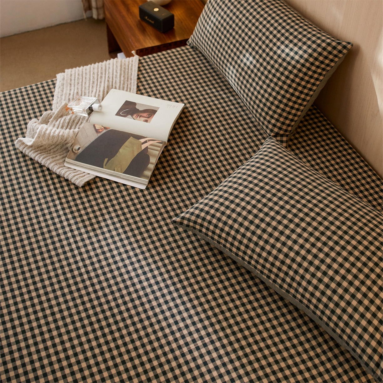 91家纺网 家纺一手货源 找家纺 启程家纺 2026新款纯棉水洗棉复古小格多规格系列单品床笠 复古小格-黑