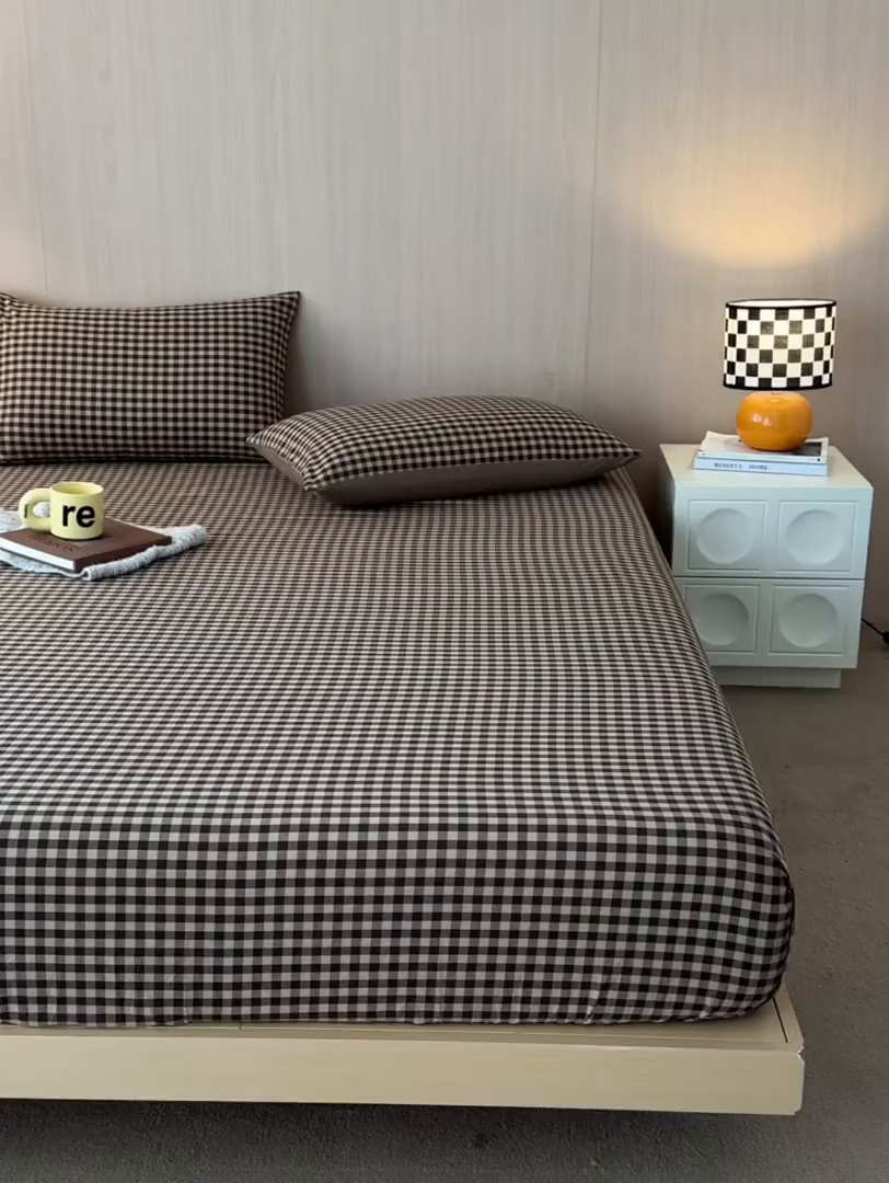 91家纺网 家纺一手货源 找家纺 启程家纺 2026新款纯棉水洗棉复古小格多规格系列单品床笠 复古小格-咖