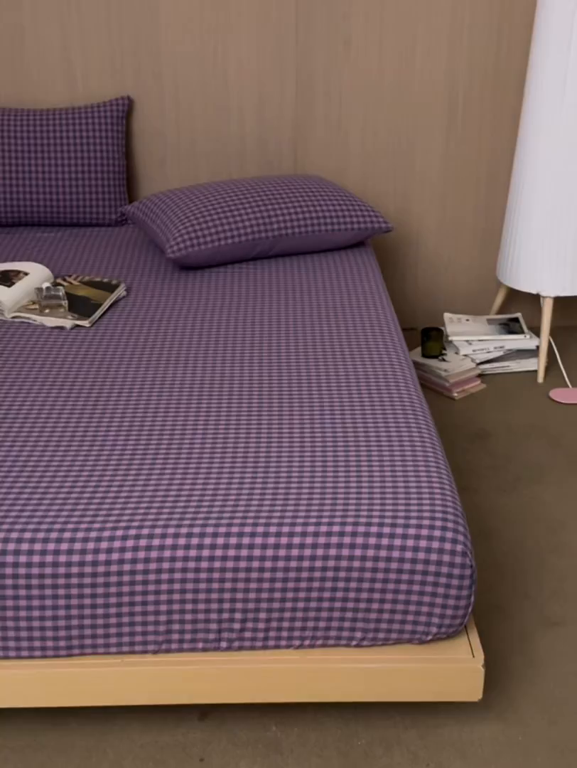 91家纺网 家纺一手货源 找家纺 启程家纺 2026新款纯棉水洗棉复古小格多规格系列单品床笠 复古小格-紫