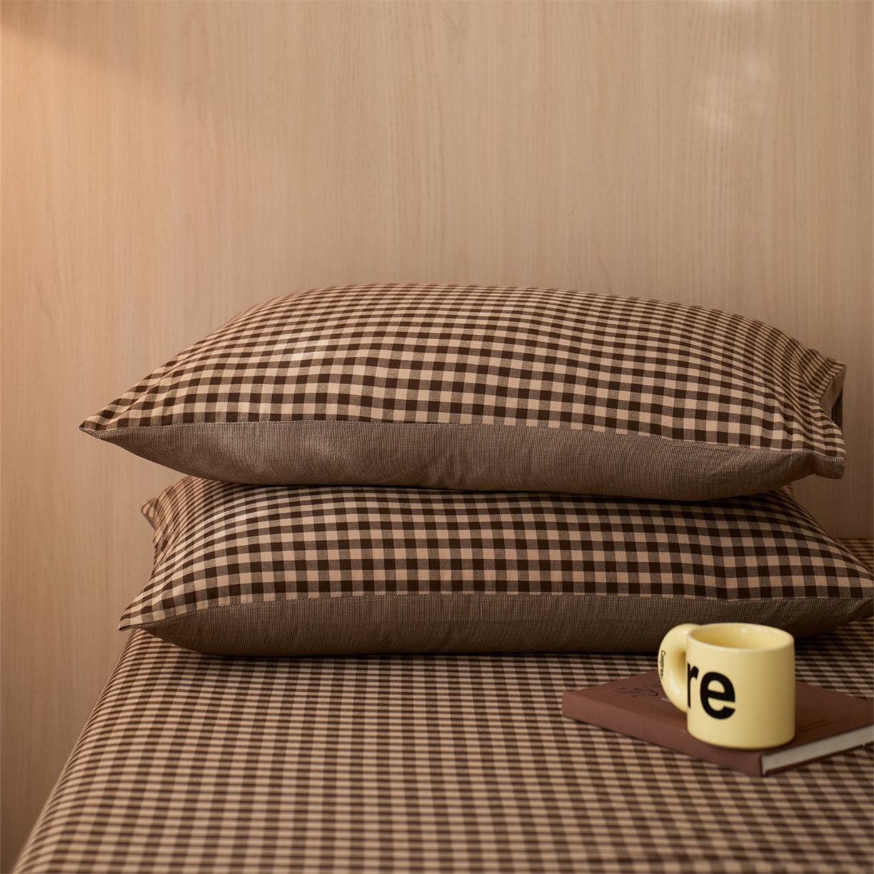 91家纺网 家纺一手货源 找家纺 启程家纺 2026新款纯棉水洗棉复古小格多规格系列单品枕套 复古小格-咖