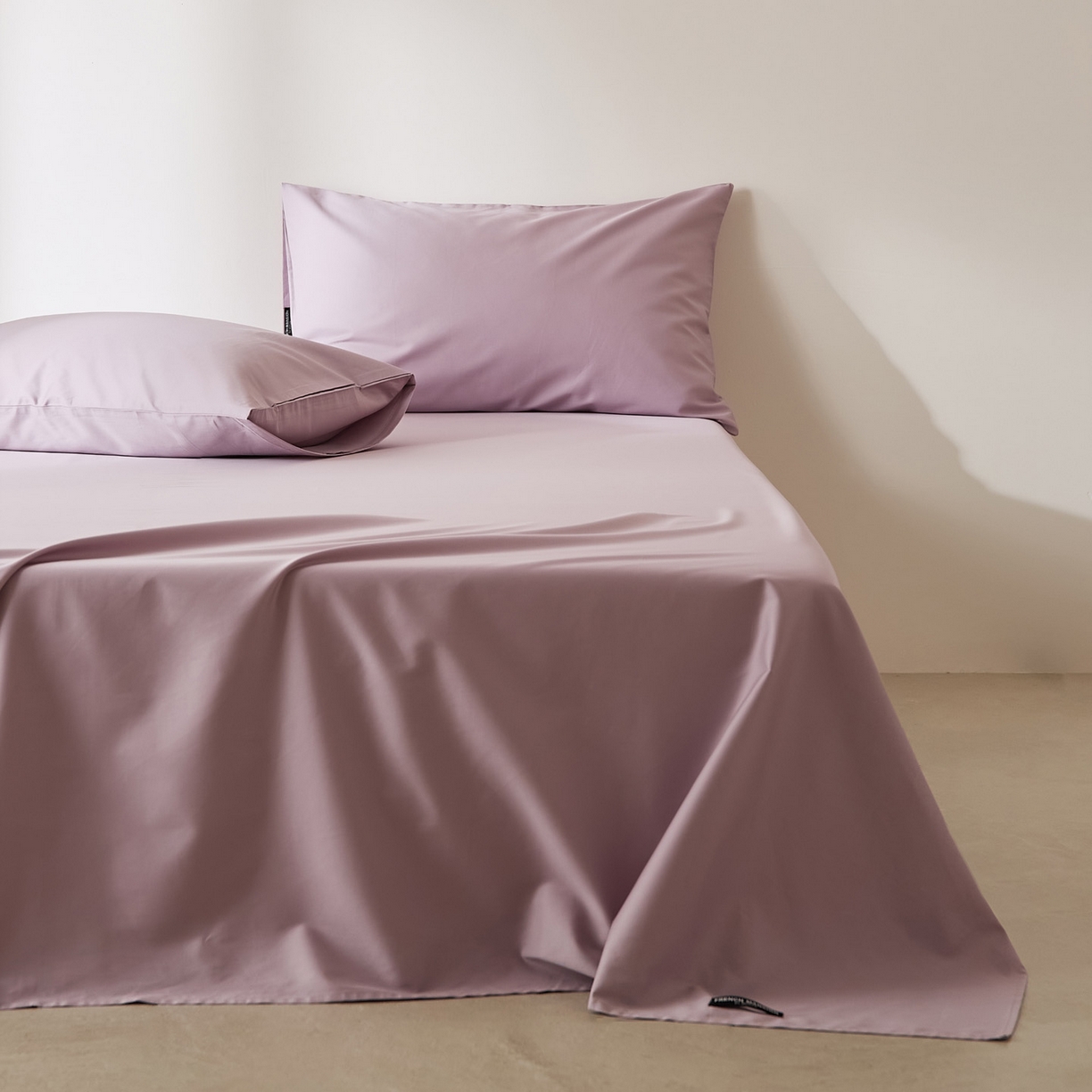 91家纺网 家纺一手货源 找家纺 EH家居 2026新款长绒棉安缦之境单品系列单床单 安缦之境-暮藤紫